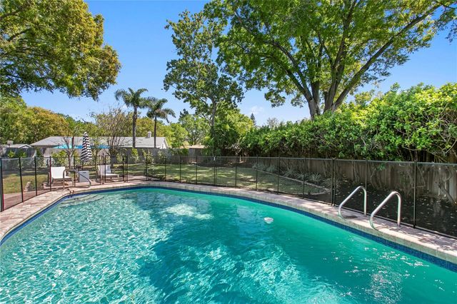 14411 RAVENWOOD TRAIL, Tampa, FL 33618