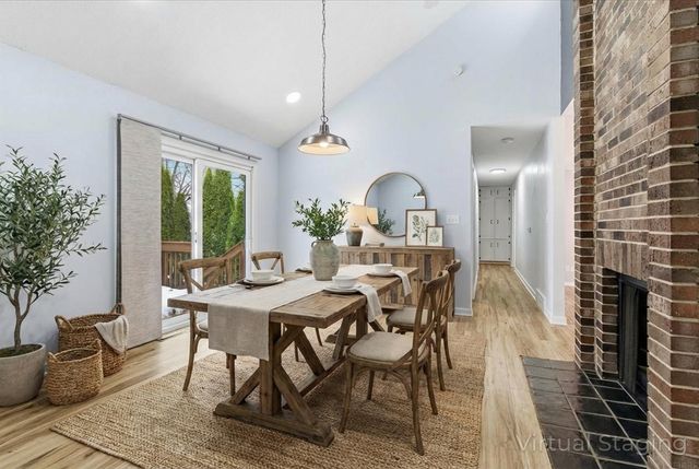 89 3Rd St Street, Hudson, IA 50643