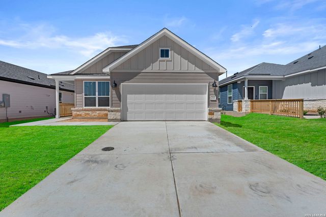 216 Wild Yonder Ln, Boerne, TX 78006