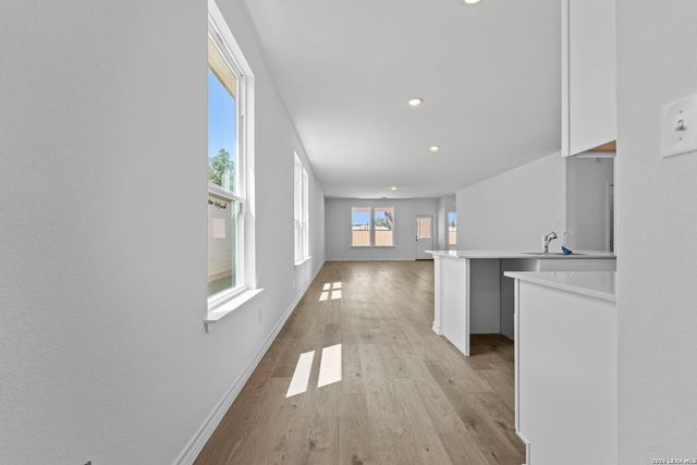 216 Wild Yonder Ln, Boerne, TX 78006