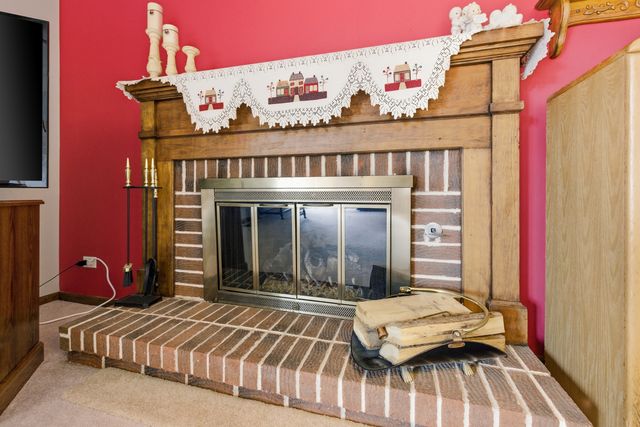 1641 Missouri Drive, Elk Grove Village, IL 60007