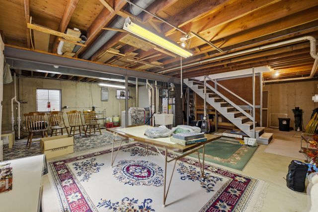 1641 Missouri Drive, Elk Grove Village, IL 60007