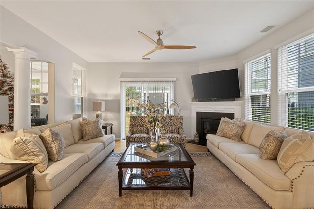 305 Ford DR, Suffolk, VA 23435