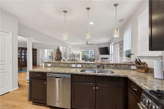 305 Ford DR, Suffolk, VA 23435