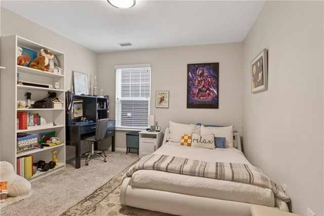 305 Ford DR, Suffolk, VA 23435