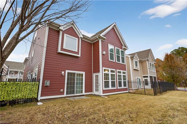 305 Ford DR, Suffolk, VA 23435