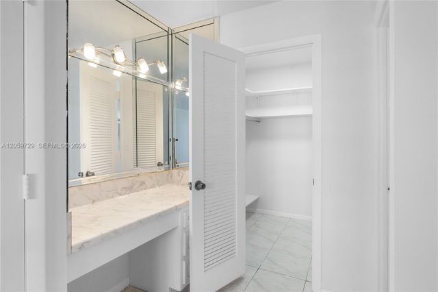 1849 S Ocean Dr 407, Hallandale Beach, FL 33009