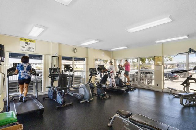 1849 S Ocean Dr 407, Hallandale Beach, FL 33009