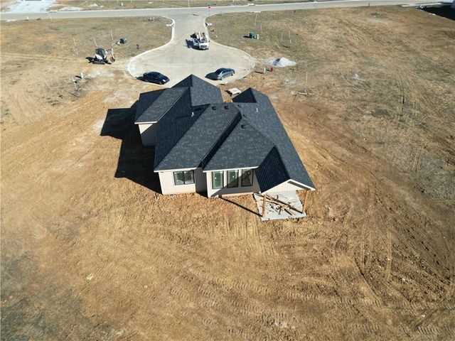 620 Jensen Court, Blue Springs, MO 64014