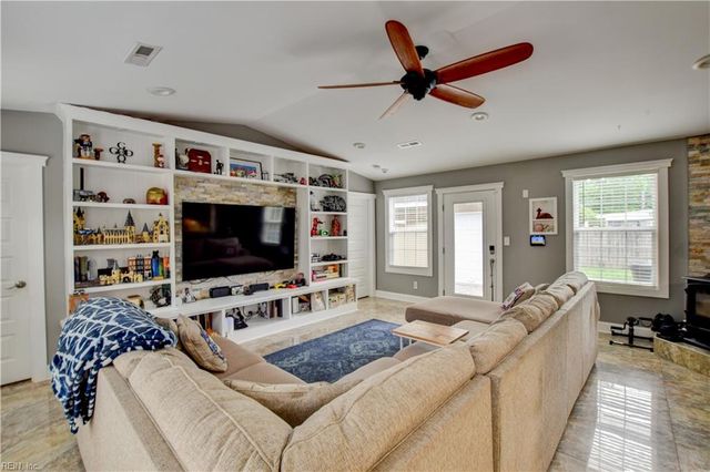 3217 Bow Creek BLVD, Virginia Beach, VA 23452