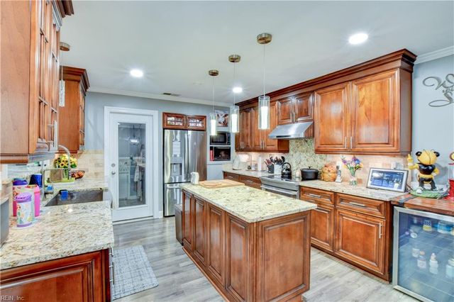 3217 Bow Creek BLVD, Virginia Beach, VA 23452