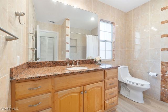 2662 Aft AVE, Naples, FL 34109