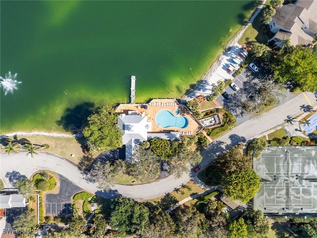 2662 Aft AVE, Naples, FL 34109