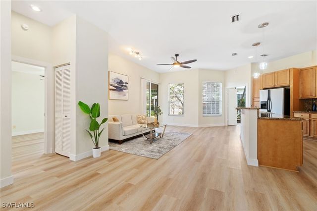 2662 Aft AVE, Naples, FL 34109