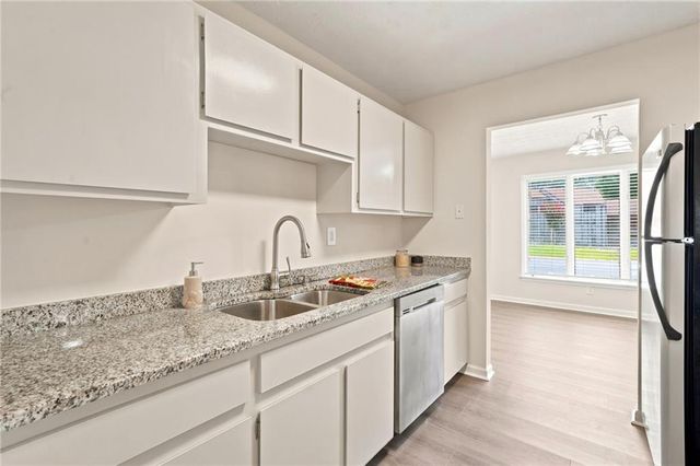 1807 Ashborough Circle SE E, Marietta, GA 30067
