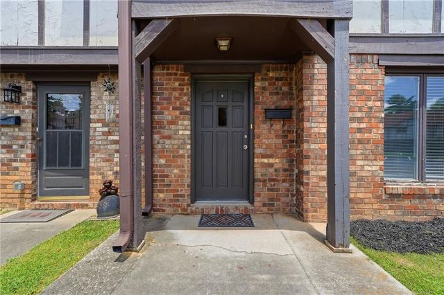 1807 Ashborough Circle SE E, Marietta, GA 30067
