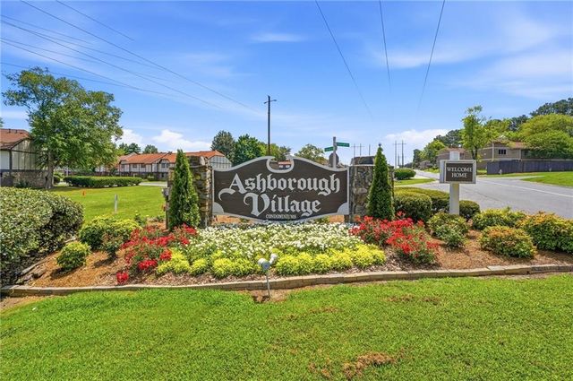 1807 Ashborough Circle SE E, Marietta, GA 30067