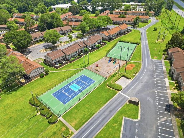 1807 Ashborough Circle SE E, Marietta, GA 30067