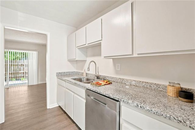 1807 Ashborough Circle SE E, Marietta, GA 30067