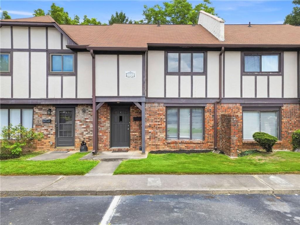 1807 Ashborough Circle SE E, Marietta, GA 30067
