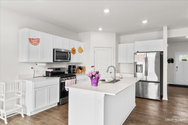 2730 Berrywood Lane, Yorkville, IL 60560