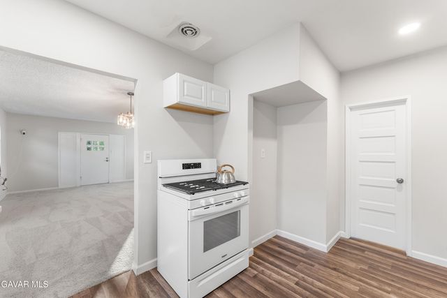 44636 Cedar Avenue, Lancaster, CA 93534