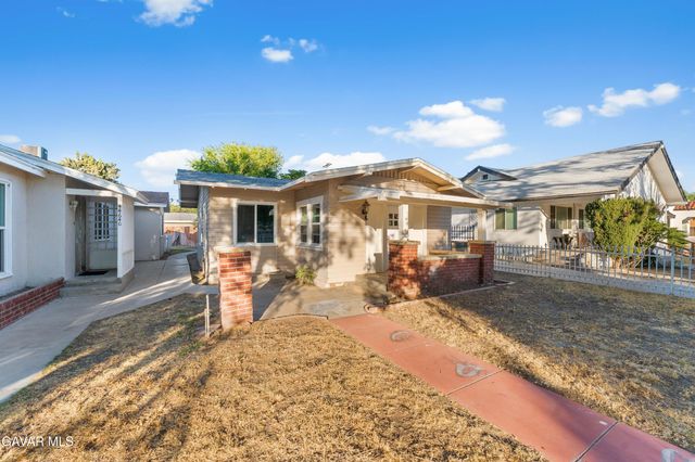 44636 Cedar Avenue, Lancaster, CA 93534