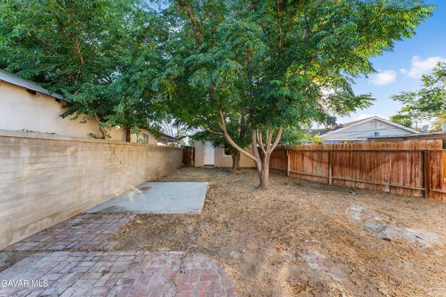 44636 Cedar Avenue, Lancaster, CA 93534