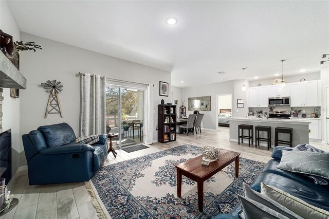 6 MALAUKA CIRCLE, Ocklawaha, FL 32179