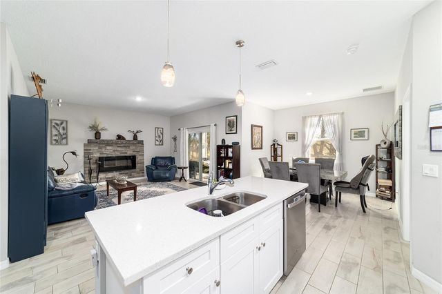 6 MALAUKA CIRCLE, Ocklawaha, FL 32179