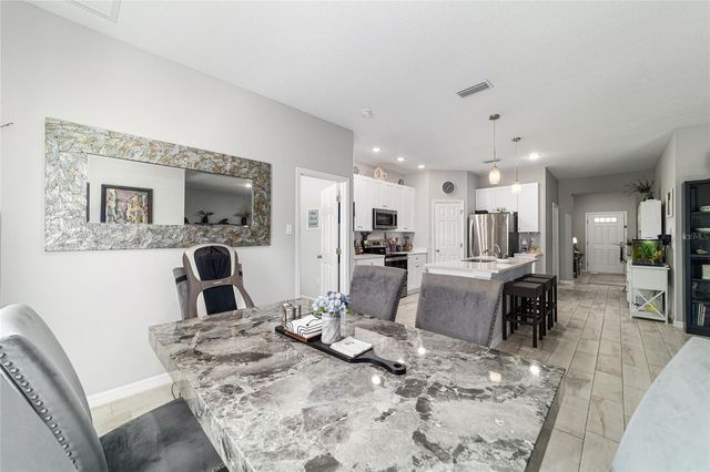 6 MALAUKA CIRCLE, Ocklawaha, FL 32179