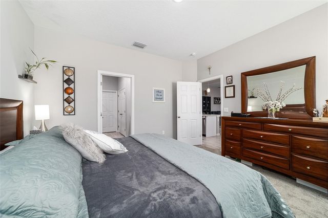 6 MALAUKA CIRCLE, Ocklawaha, FL 32179