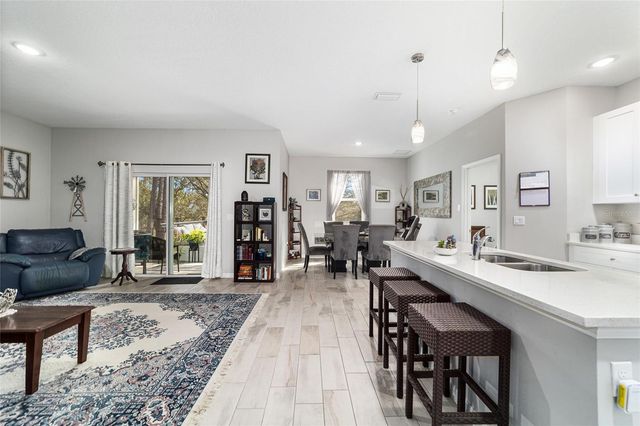 6 MALAUKA CIRCLE, Ocklawaha, FL 32179