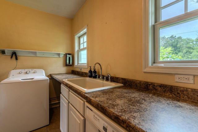 96 Twitchell Hill Road, Shaftsbury, VT 05262