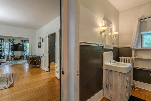 96 Twitchell Hill Road, Shaftsbury, VT 05262