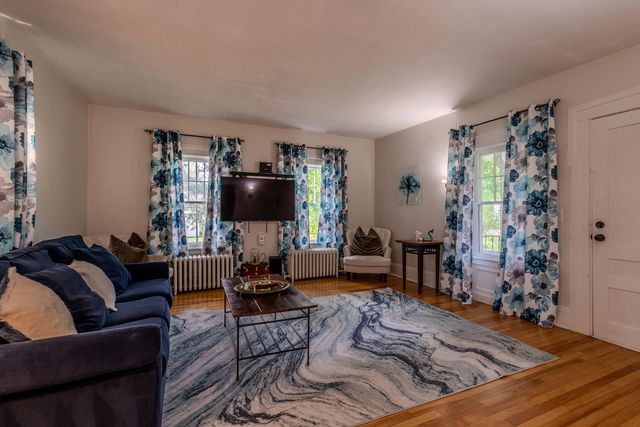 96 Twitchell Hill Road, Shaftsbury, VT 05262