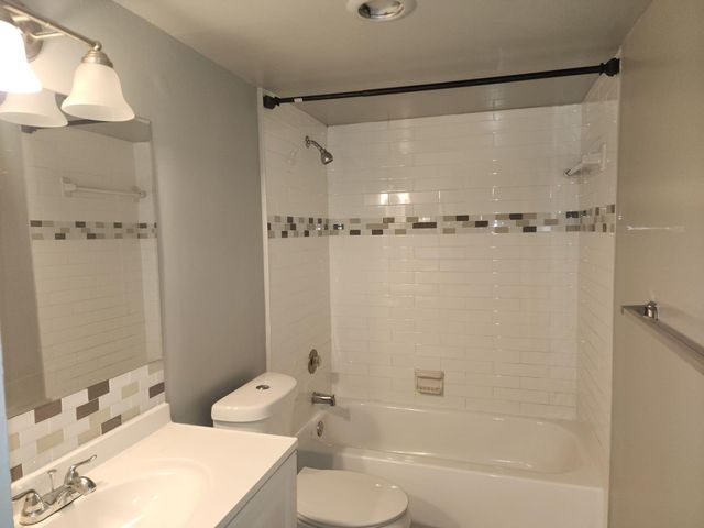 4174 Inverrary Drive 811, Lauderhill, FL 33319