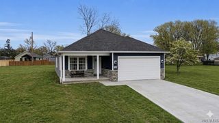 165 Gary Lane, Cheektowaga, NY 14227
