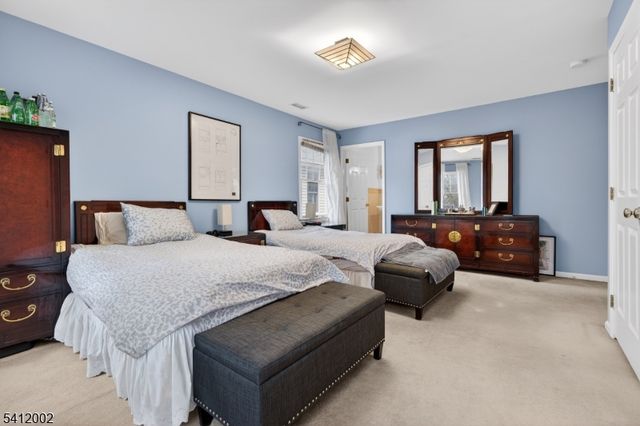 29 Temple Pl, Passaic City, NJ 07055