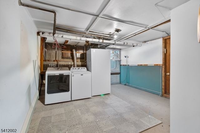 29 Temple Pl, Passaic City, NJ 07055