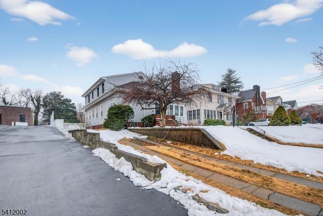 29 Temple Pl, Passaic City, NJ 07055