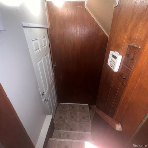 19690 Wexford Street, Detroit, MI 48234