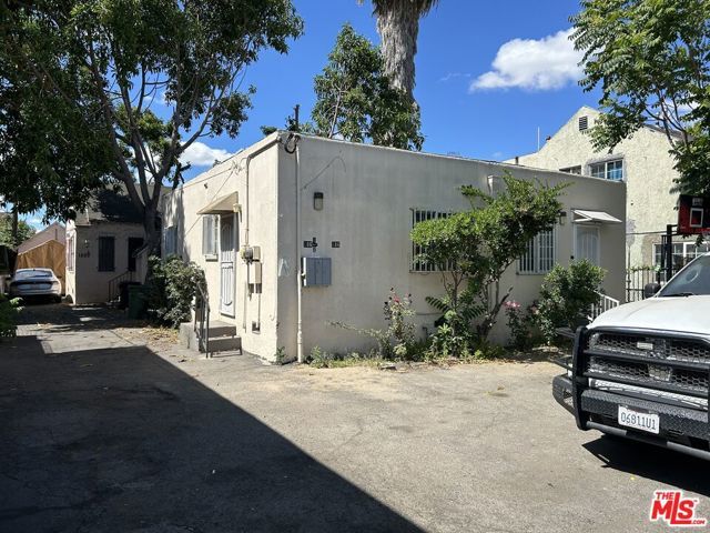 186 E Vernon Avenue, Los Angeles, CA 90011