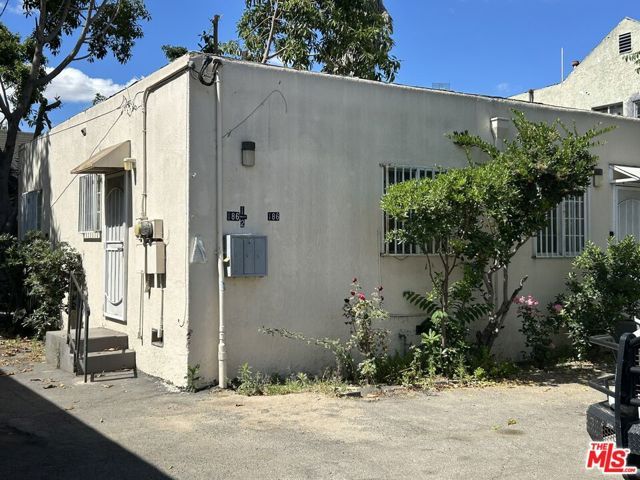 186 E Vernon Avenue, Los Angeles, CA 90011