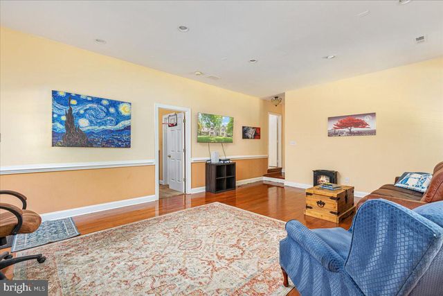 6595 CHESAPEAKE PL, Warrenton, VA 20187