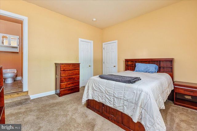 6595 CHESAPEAKE PL, Warrenton, VA 20187