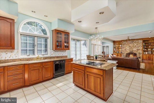 6595 CHESAPEAKE PL, Warrenton, VA 20187