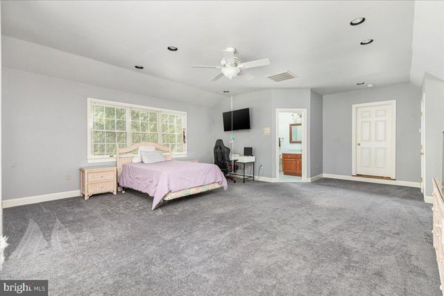 6595 CHESAPEAKE PL, Warrenton, VA 20187