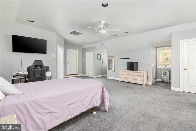 6595 CHESAPEAKE PL, Warrenton, VA 20187