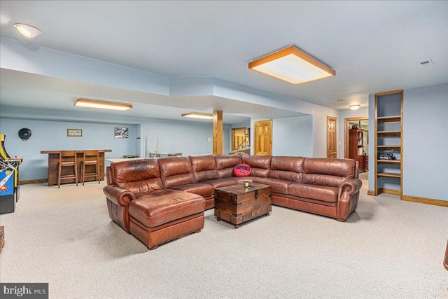 6595 CHESAPEAKE PL, Warrenton, VA 20187